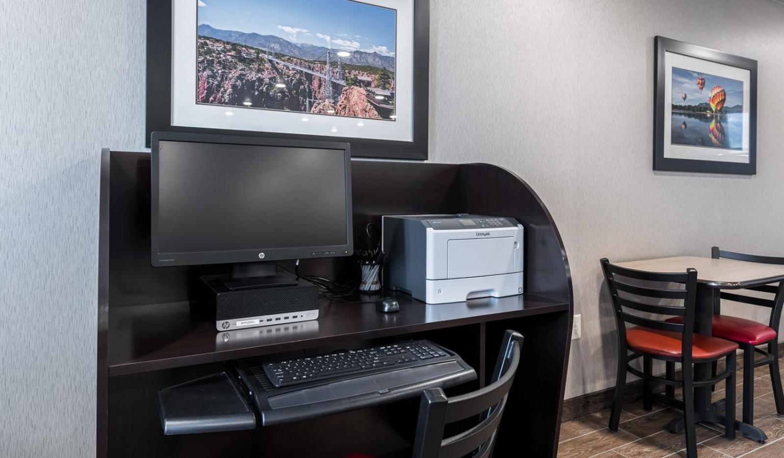 My Place Hotel-Colorado Springs,Co Экстерьер фото